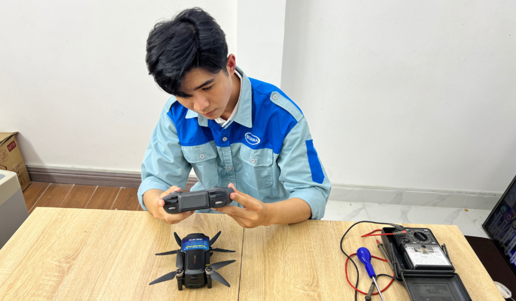 sửa chữa flycam uy tín