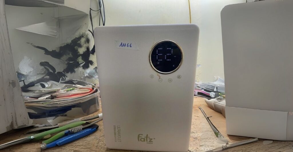 Màn hình hiển thị "E2"